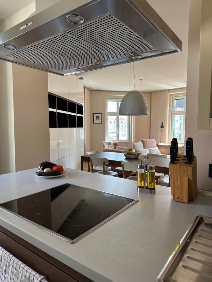 Triple Bridge Ljubljana Apartment Ngoại thất bức ảnh