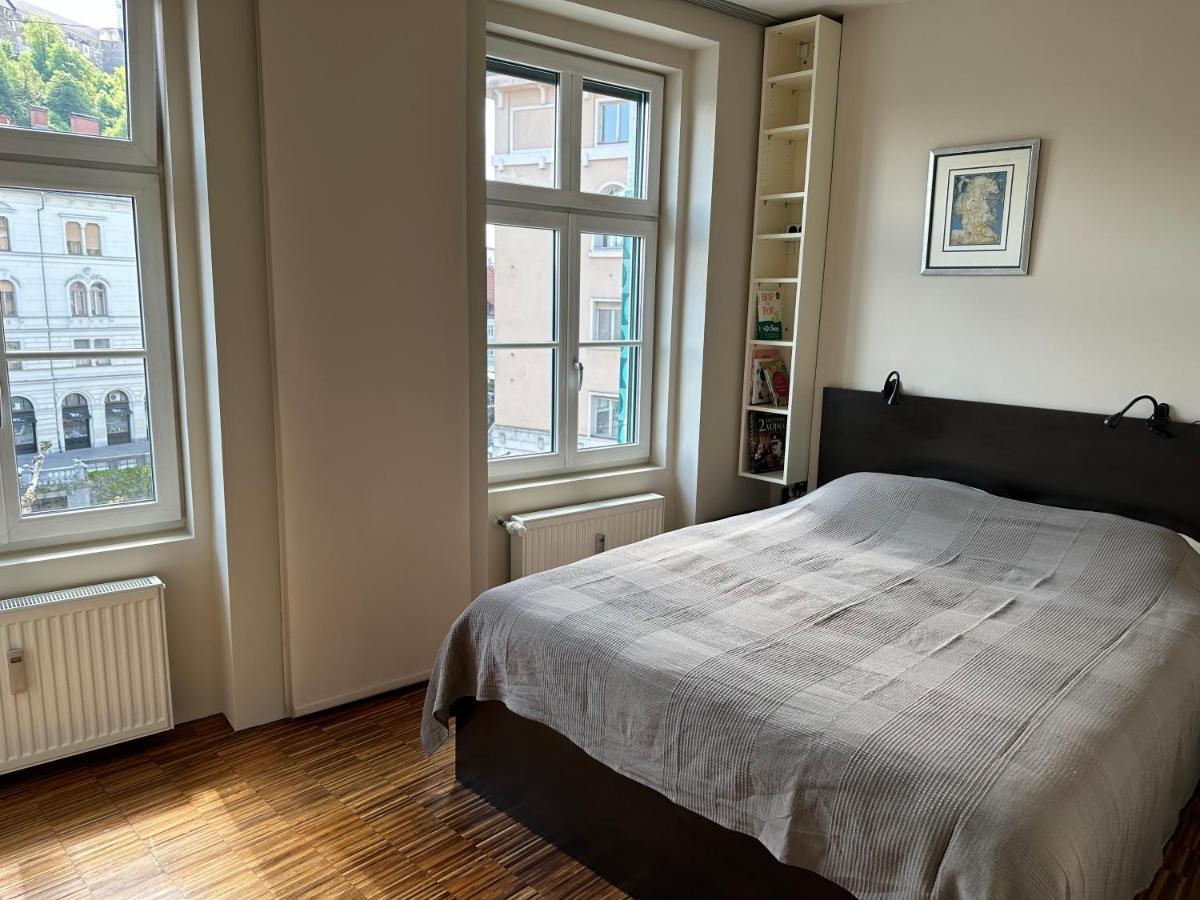 Triple Bridge Ljubljana Apartment Ngoại thất bức ảnh