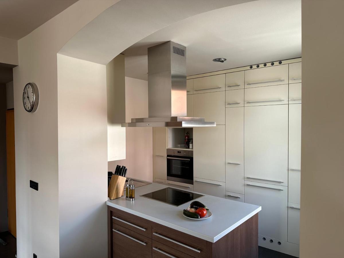Triple Bridge Ljubljana Apartment Ngoại thất bức ảnh