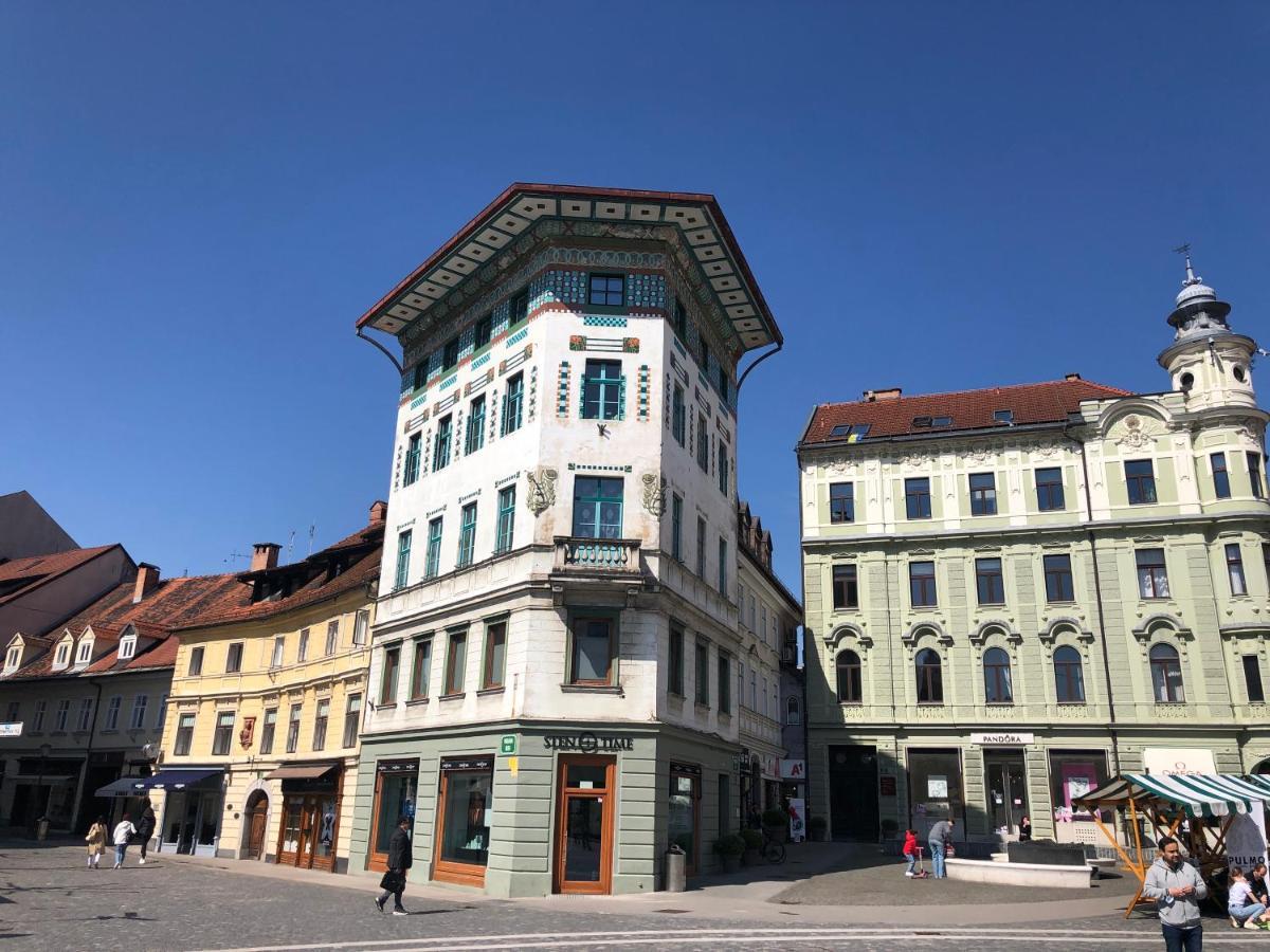 Triple Bridge Ljubljana Apartment Ngoại thất bức ảnh