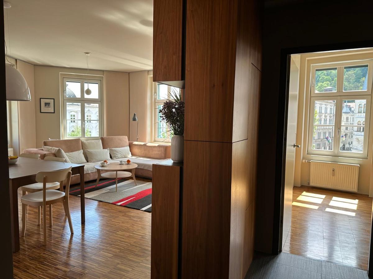 Triple Bridge Ljubljana Apartment Ngoại thất bức ảnh