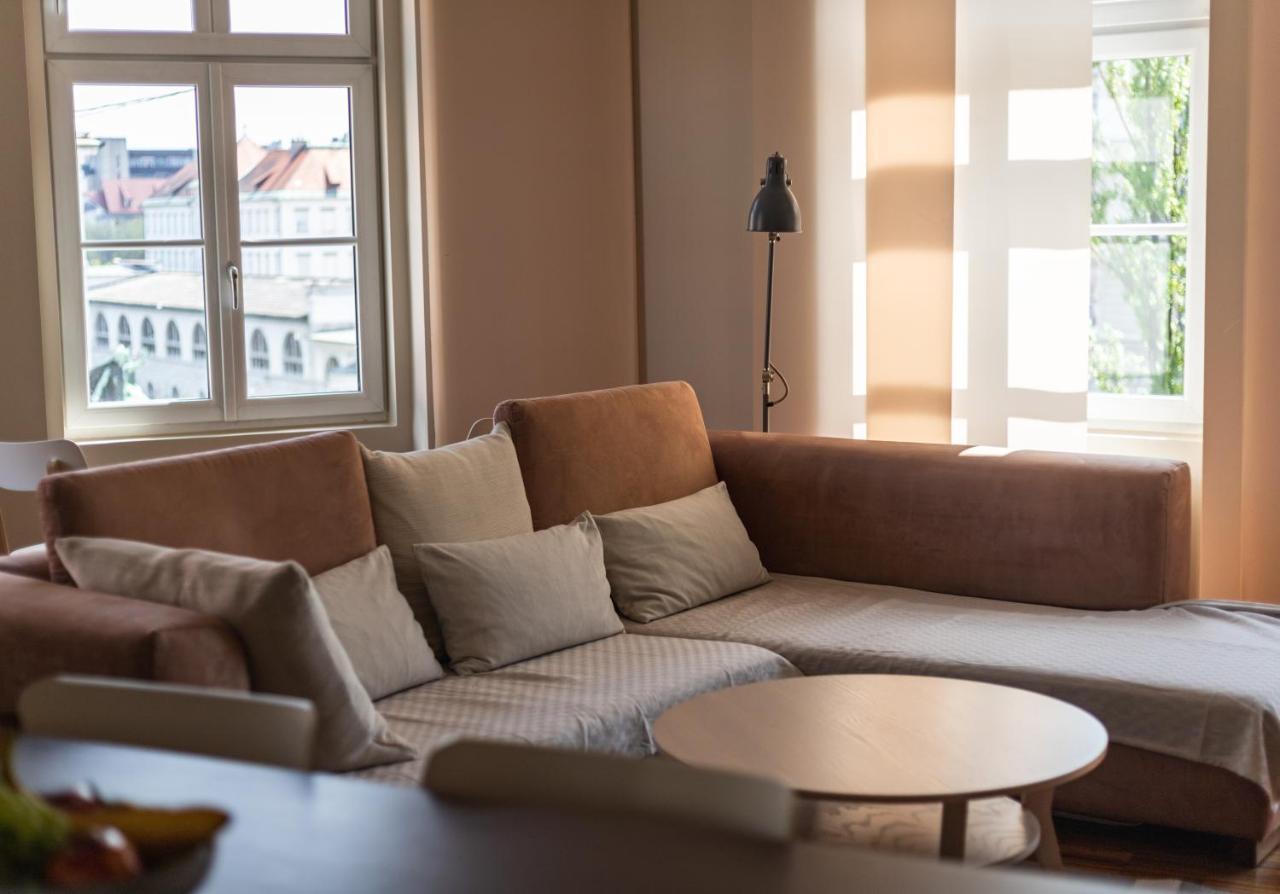 Triple Bridge Ljubljana Apartment Ngoại thất bức ảnh